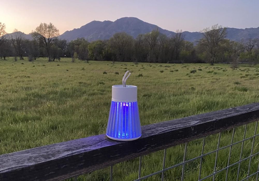 Top 5 Bug Zappers Mosquito Traps 2023 HaffPrice   Fence 